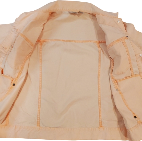 Chico's Womens Peach Long Sleeve Denim Jacket With Silver Logo Buttons Size 0 - Picture 6 of 11